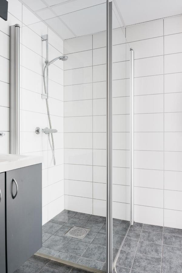 Stay Urban - Stylish Scandinavian Gem With French Balcony Bergen Exteriör bild