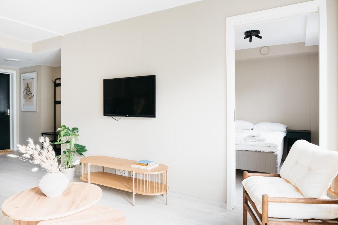 Stay Urban - Stylish Scandinavian Gem With French Balcony Bergen Exteriör bild