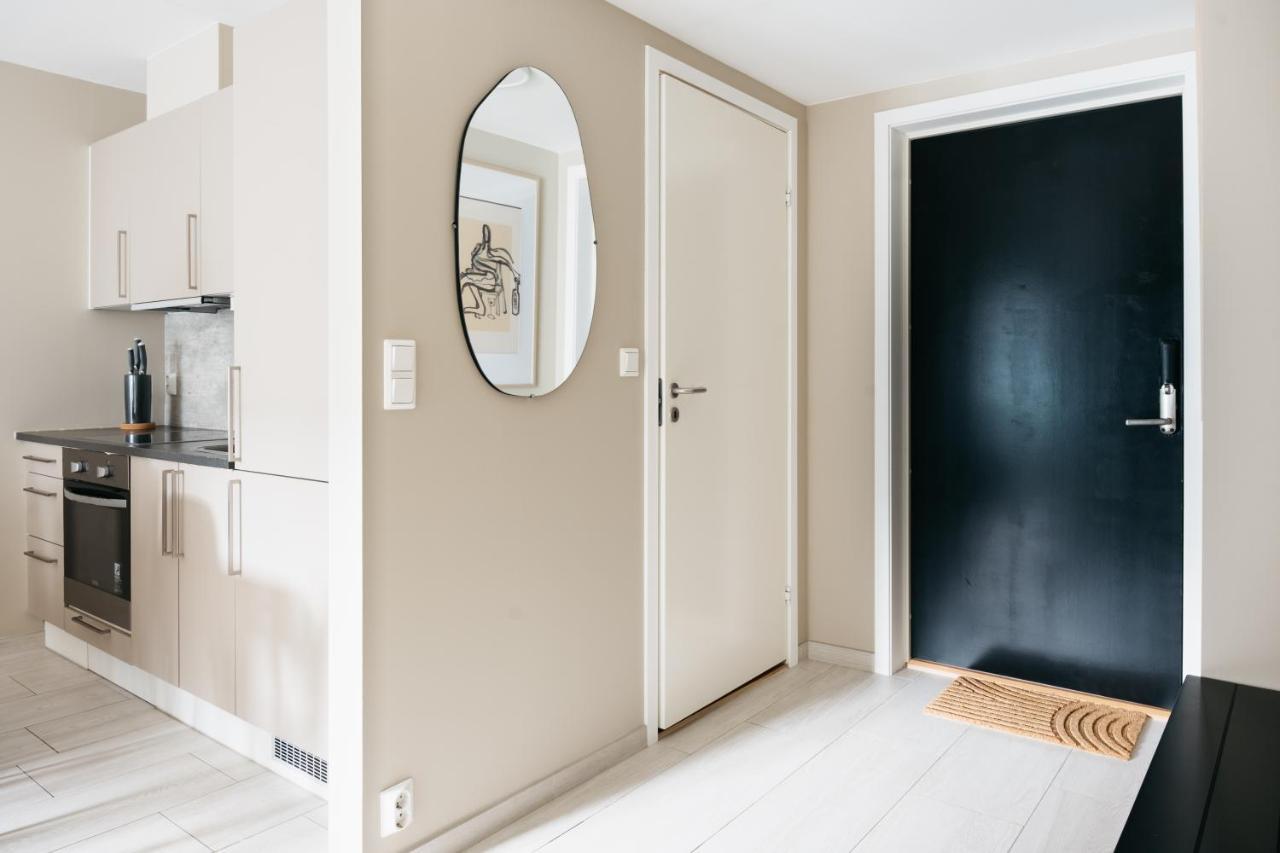 Stay Urban - Stylish Scandinavian Gem With French Balcony Bergen Exteriör bild
